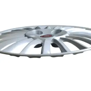 Coppa ruota  cerchio 15" per Fiat  GRANDE  PUNTO con  logo  Fiat colore rosso.